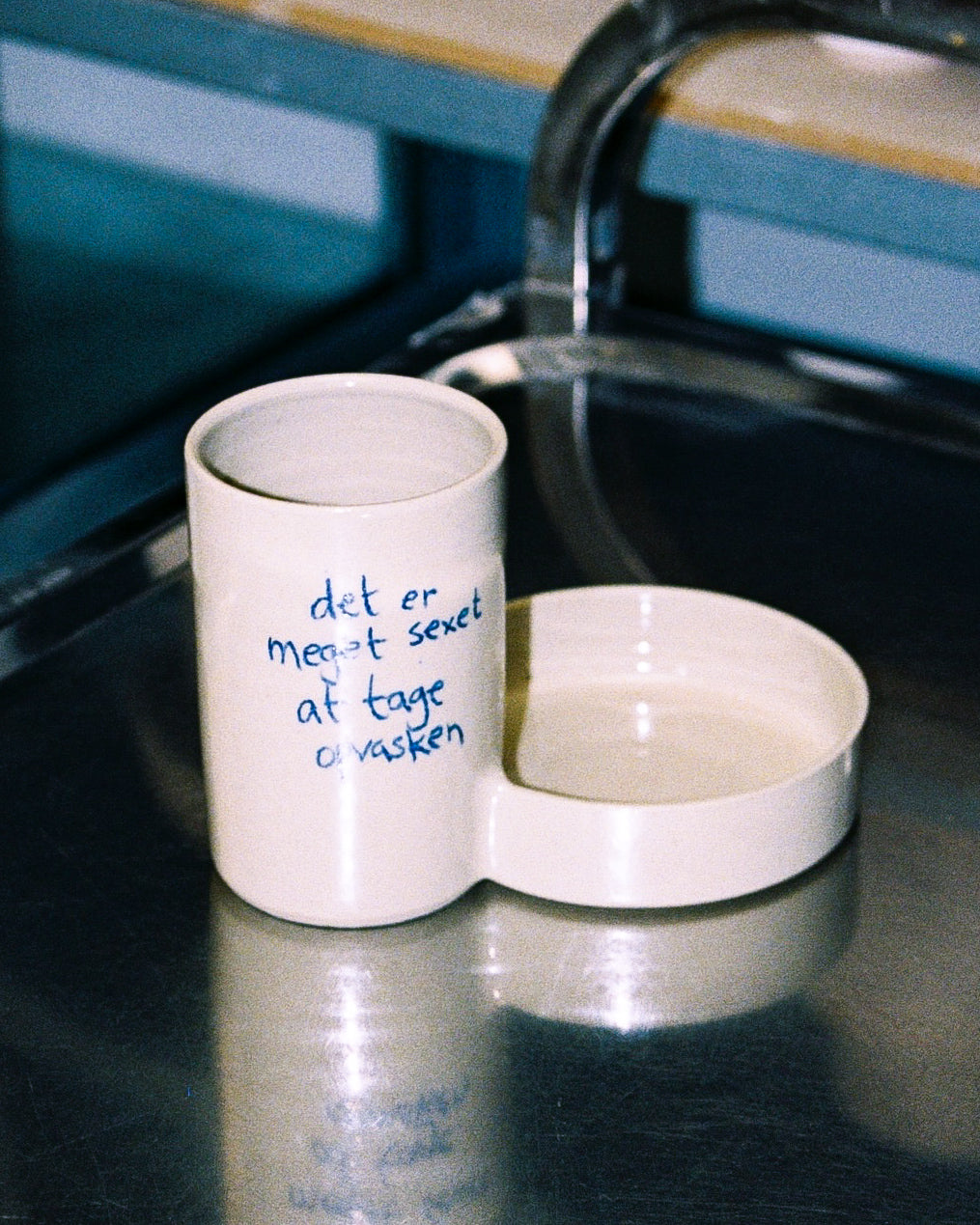 HOLDER1: tekst